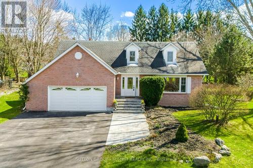 39 CUTTING CRESCENT  King, ON L7B 0E6