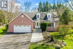 39 CUTTING CRESCENT King, ON L7B 0E6