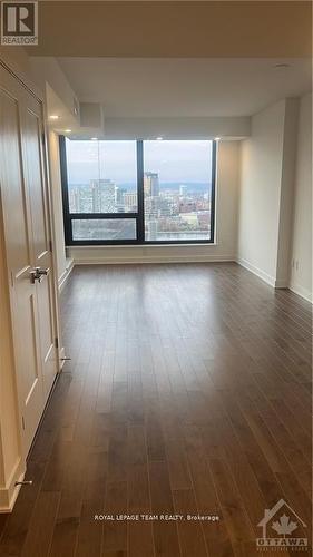 1803 - 340 Queen Street, Ottawa, ON - Indoor Photo Showing Other Room