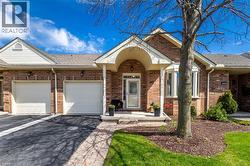 102 NORTHERNBREEZE Street  Mount Hope, ON L0R 1W0