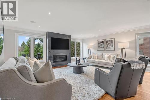 4133 Millcroft Park Drive, Burlington, ON - Indoor Photo Showing Living Room With Fireplace