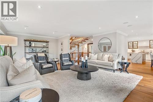 4133 Millcroft Park Drive, Burlington, ON - Indoor Photo Showing Living Room