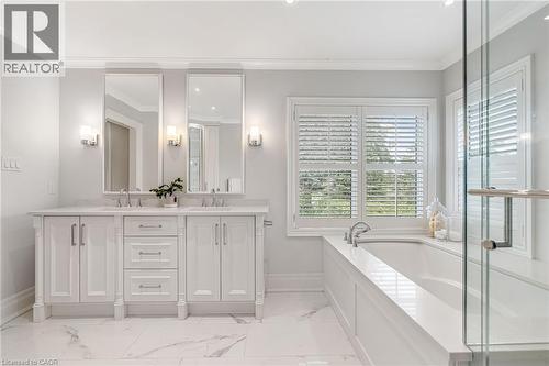 4133 Millcroft Park Drive, Burlington, ON - Indoor Photo Showing Bathroom
