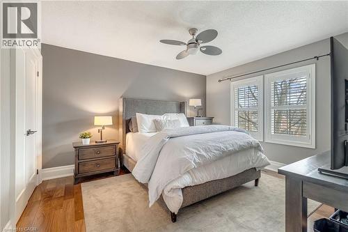 4133 Millcroft Park Drive, Burlington, ON - Indoor Photo Showing Bedroom