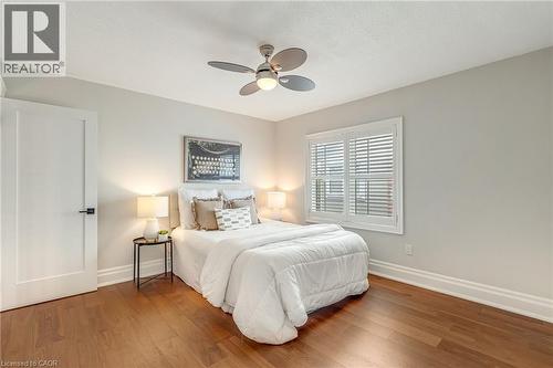 4133 Millcroft Park Drive, Burlington, ON - Indoor Photo Showing Bedroom