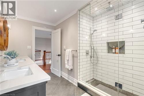 4133 Millcroft Park Drive, Burlington, ON - Indoor Photo Showing Bathroom