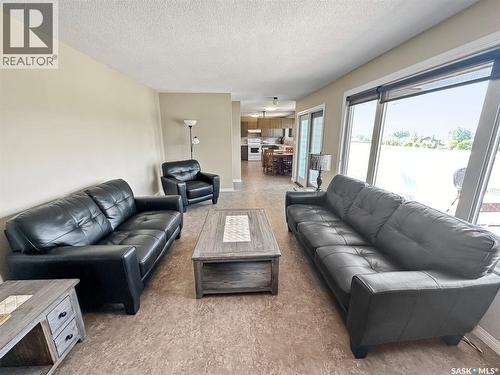 116 Steele Street, Beaver Flat, SK - Indoor Photo Showing Living Room