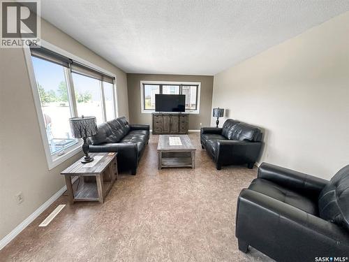 116 Steele Street, Beaver Flat, SK - Indoor Photo Showing Living Room