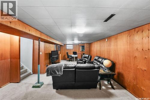 716 18Th Avenue E, Regina, SK - Indoor