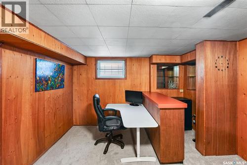 716 18Th Avenue E, Regina, SK - Indoor Photo Showing Office
