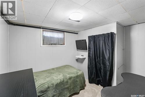 716 18Th Avenue E, Regina, SK - Indoor Photo Showing Bedroom