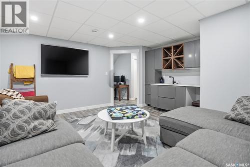 313 Prairie View Drive, Regina, SK - Indoor