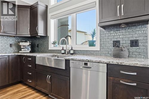 313 Prairie View Drive, Regina, SK - Indoor Photo Showing Kitchen With Upgraded Kitchen