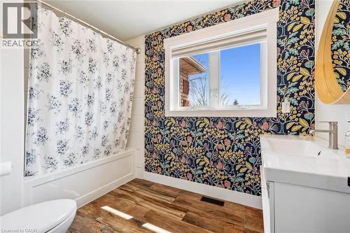 304 Daniel Crescent, Elora, ON - Indoor Photo Showing Bathroom