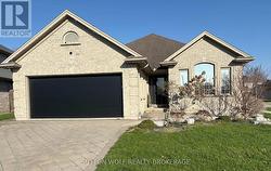 501 DARCY DRIVE Strathroy-Caradoc (Ne), ON N7G 4K9