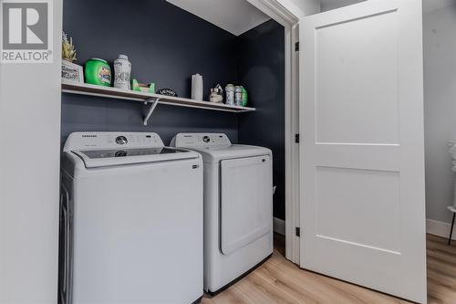 24 Donegal Run, St. John'S, NL - Indoor Photo Showing Laundry Room