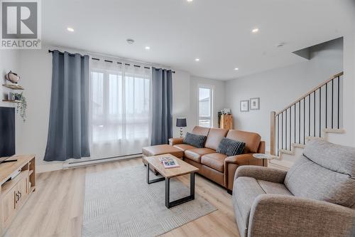 24 Donegal Run, St. John'S, NL - Indoor Photo Showing Living Room