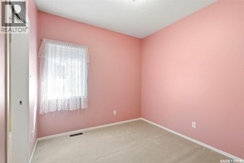 1655 Wingert Drive, Regina, SK - Indoor Photo Showing Other Room