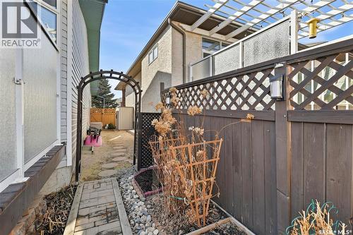 1655 Wingert Drive, Regina, SK - Outdoor