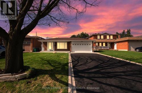 64 MALCOLM CRESCENT  Brampton, ON L6S 3C8