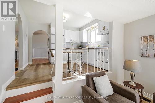 217 Lawnhurst Court, Hamilton, ON - Indoor Photo Showing Other Room