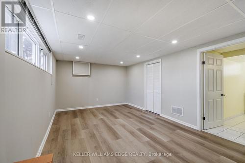 217 Lawnhurst Court, Hamilton, ON - Indoor