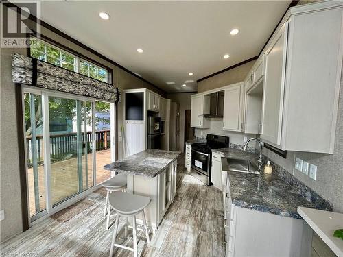 274 Front Road Unit# 51, St. Williams, ON - Indoor Photo Showing Kitchen With Upgraded Kitchen