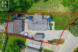 Huge building envelope w/wide beach/park frontage - 
