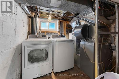 111 Melrose Avenue N, Hamilton, ON - Indoor Photo Showing Laundry Room