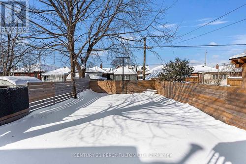 111 Melrose Avenue N, Hamilton, ON - Outdoor