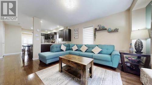 16 Edison Way, Whitby, ON - Indoor Photo Showing Living Room