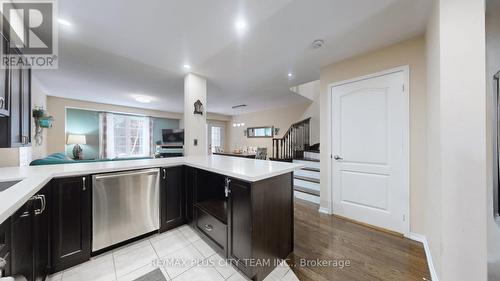 16 Edison Way, Whitby, ON - Indoor Photo Showing Kitchen
