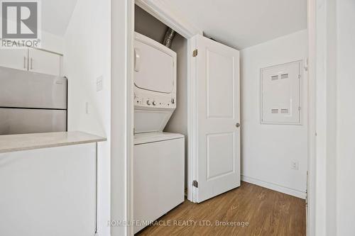 11 - 244 Penetanguishene Road, Barrie, ON - Indoor Photo Showing Laundry Room