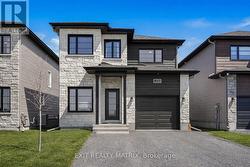 1200 MONTBLANC CRESCENT Russell, ON K0A 1W0