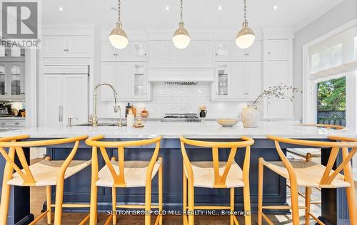 8 Cumberland Drive, Mississauga, ON - Indoor