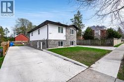 36 Victoria AVENUE South Leamington, ON N8H 2W6
