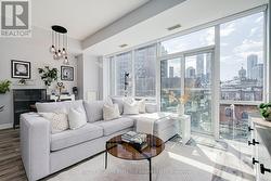 S325 - 112 GEORGE STREET Toronto, ON M5A 2M5