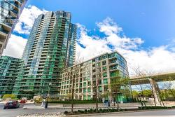 736 - 231 FORT YORK BOULEVARD Toronto, ON M5V 1B2