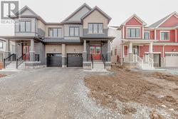 10 SUNFLOWER CRESCENT Thorold, ON L3B 0L3