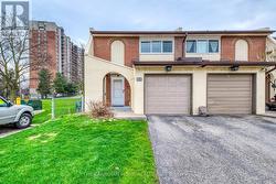 35 - 41 MISSISSAUGA VALLEY BOULEVARD E Mississauga, ON L5A 3N5