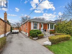 24 BILLINGHAM ROAD Toronto, ON M9B 3X1