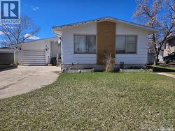 579 Poplar CRESCENT Shaunavon, SK S0N 2M0