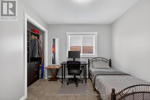 339 Kerwood Drive, Cambridge, ON - Indoor Photo Showing Bedroom