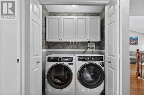 339 Kerwood Drive, Cambridge, ON - Indoor Photo Showing Laundry Room