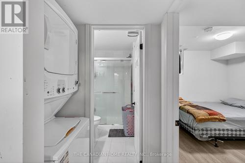 339 Kerwood Drive, Cambridge, ON - Indoor Photo Showing Laundry Room