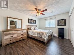 Primary bedroom - 