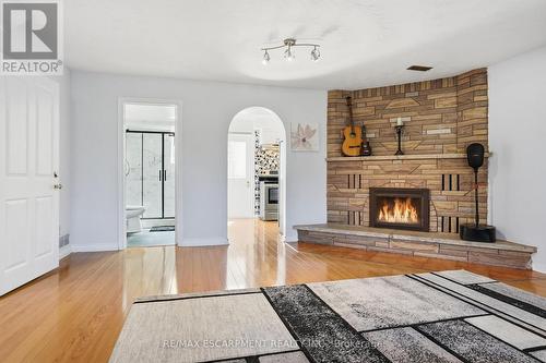 85 Summerlea Drive, Hamilton, ON - Indoor Photo Showing Living Room With Fireplace