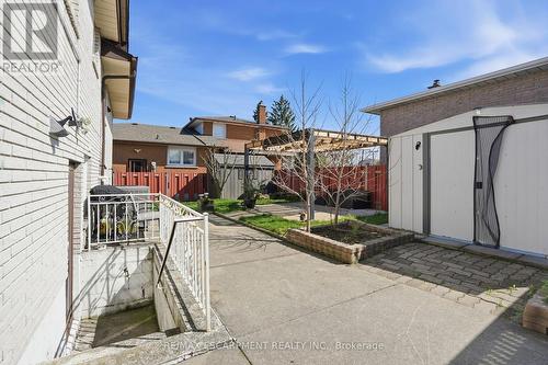 85 Summerlea Drive, Hamilton, ON - Outdoor With Exterior