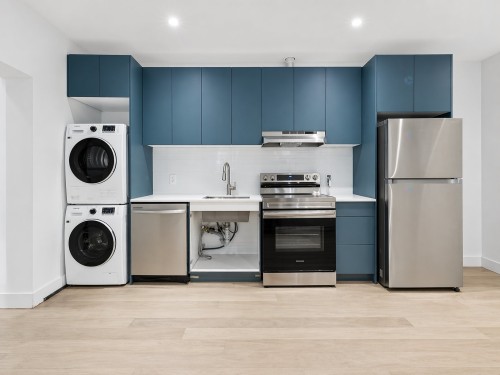 Garçonnière - 12-2068 Av. Lincoln, Montréal (Ville-Marie), QC - Indoor