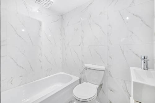Salle de bains - 12-2068 Av. Lincoln, Montréal (Ville-Marie), QC - Indoor Photo Showing Bathroom